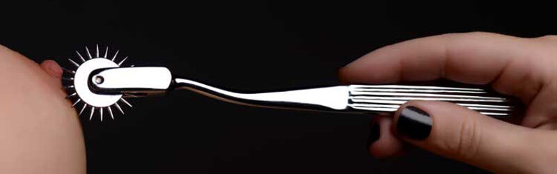 Torture des seins à la roue de Wartenberg