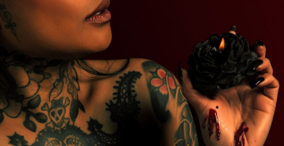 La collection de bougies BDSM Malins-Plaisirs