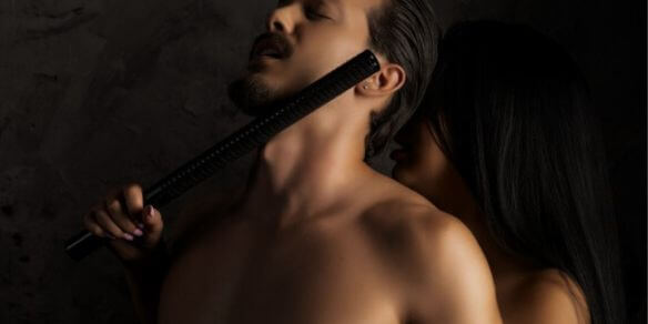 Composez votre propre kit d'électro-stimulation ou choisissez parmi nos nombreux accessoires BDSM et sextoys tout-en-un.